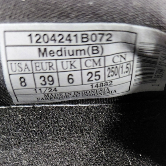 NEW Brooks Womens Revel 7  Black Running Shoes Gum Sole SIZE 8B - Picture 10 of 10